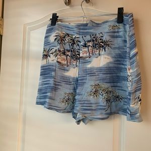 Vintage BCBG island print shorts